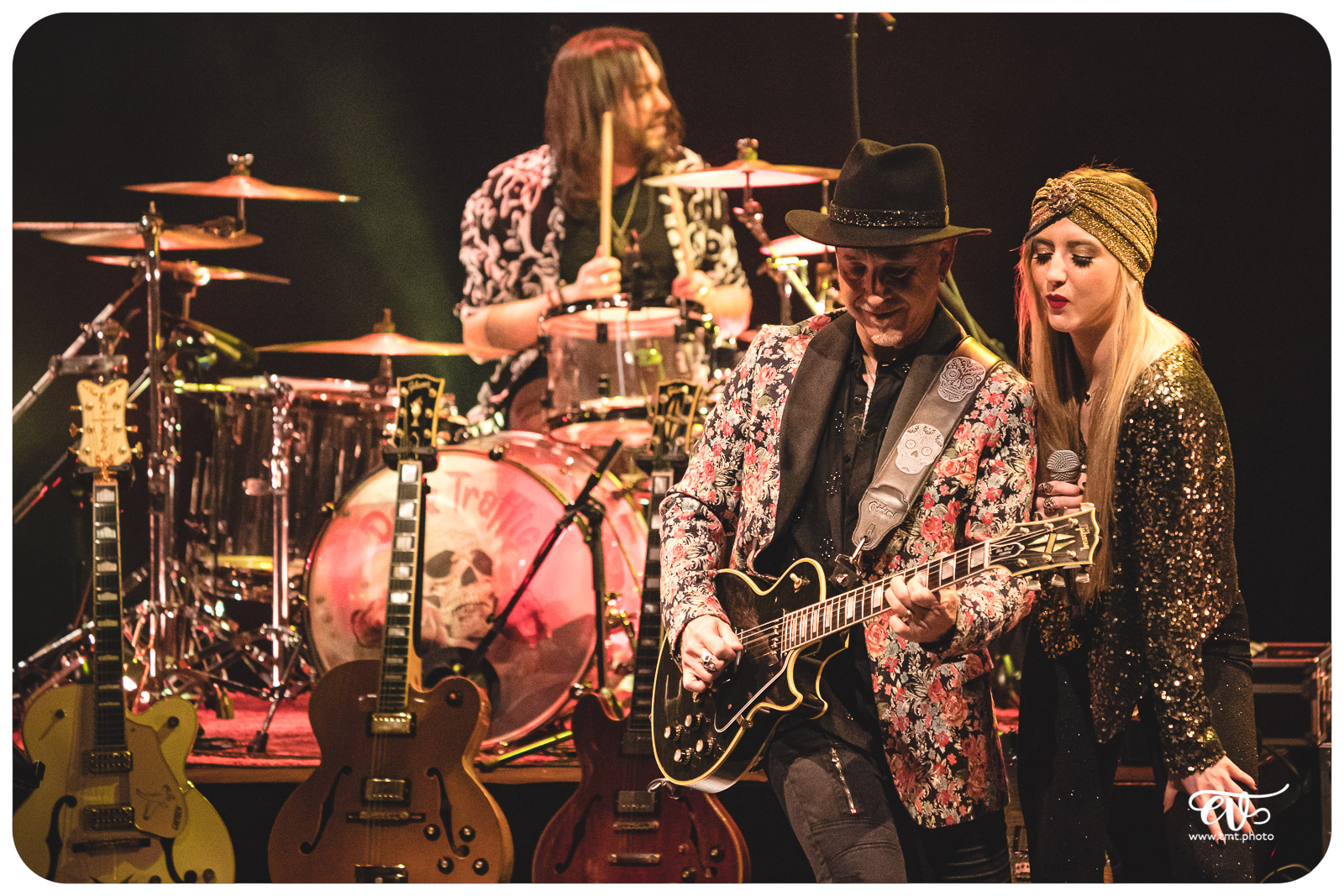 L'HISTOIRE DU ROCK EN 13 GUITARES